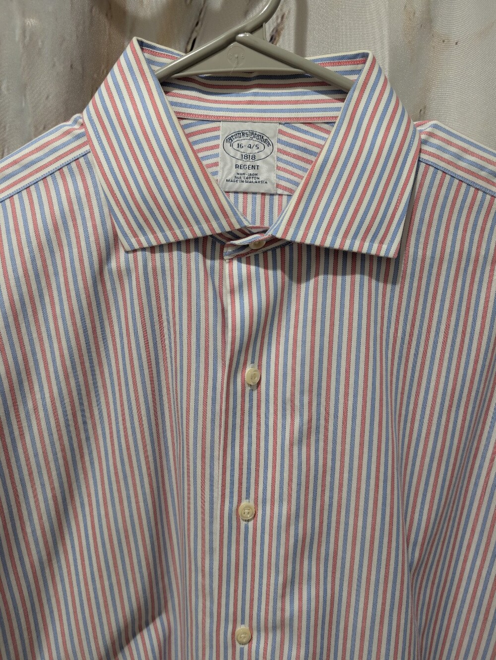 BROOKS BROTHERS Regent Men's Non-Iron Shirt - Size 16 (34/35)